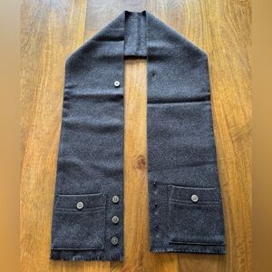 Vintage gray Scardigan‎ by Cisco 100% Merino wool scarf with pockets unisex OS